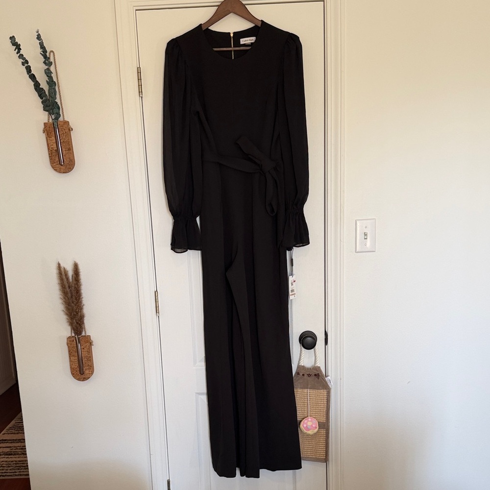 NWT Calvin Klein Black Long Sleeve Jumpsuit